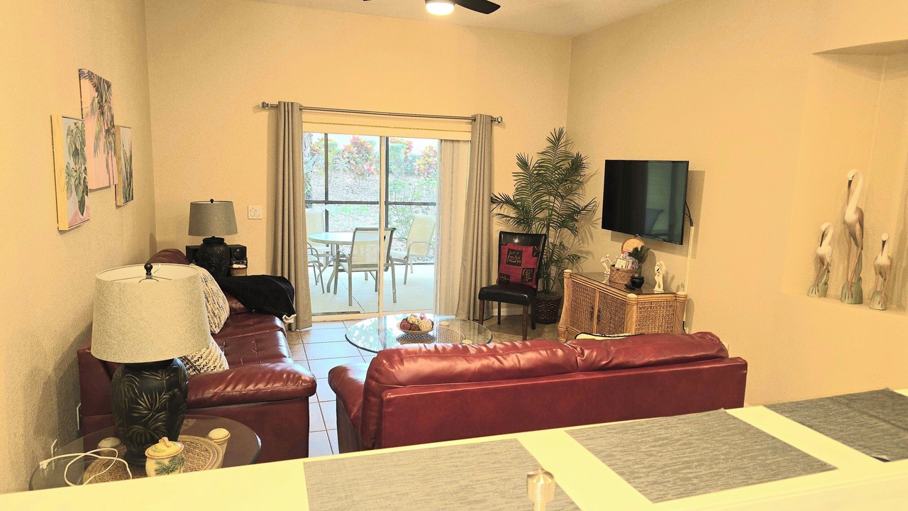 Photo of Livingroom in Bahama Bay