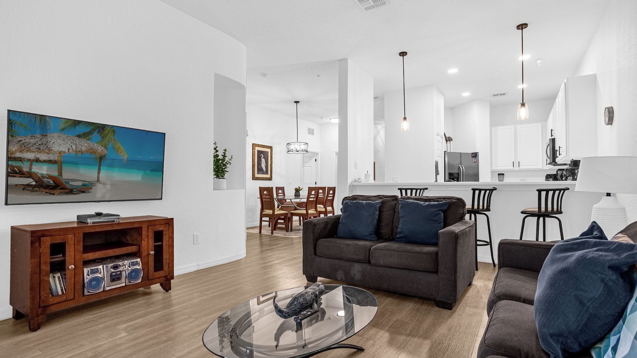Photo of Livingroom in Bahama Bay