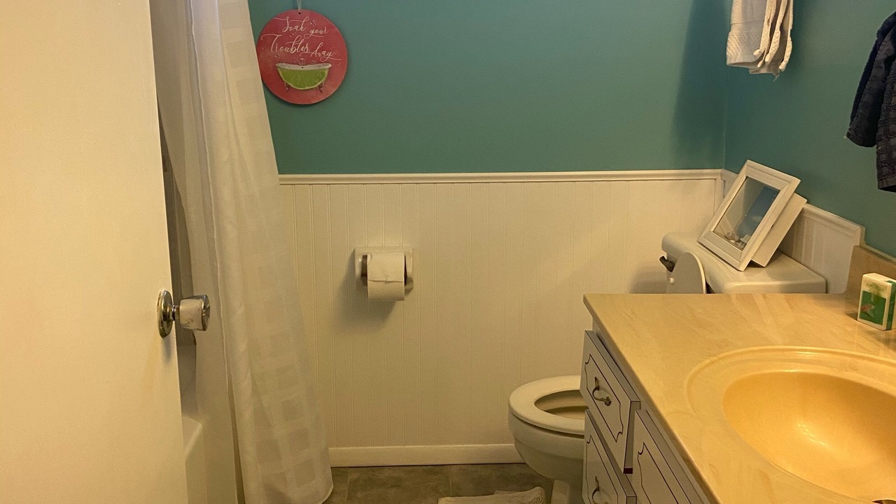 Photo of Bathroom in Lochmoor Waterway Estates