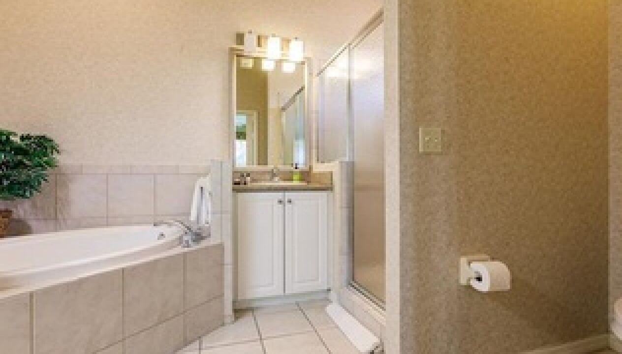 Photo of Bathroom in Naples