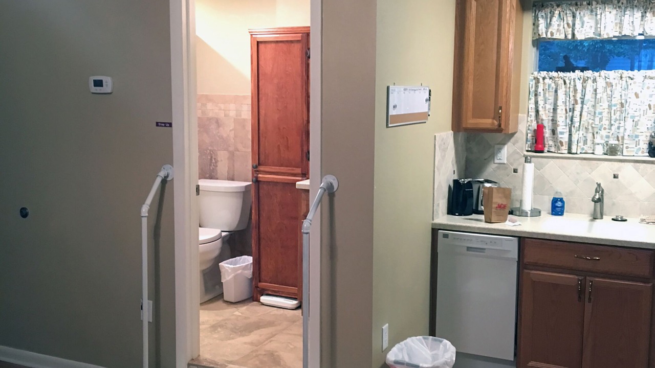 Photo of Bathroom in Tavares