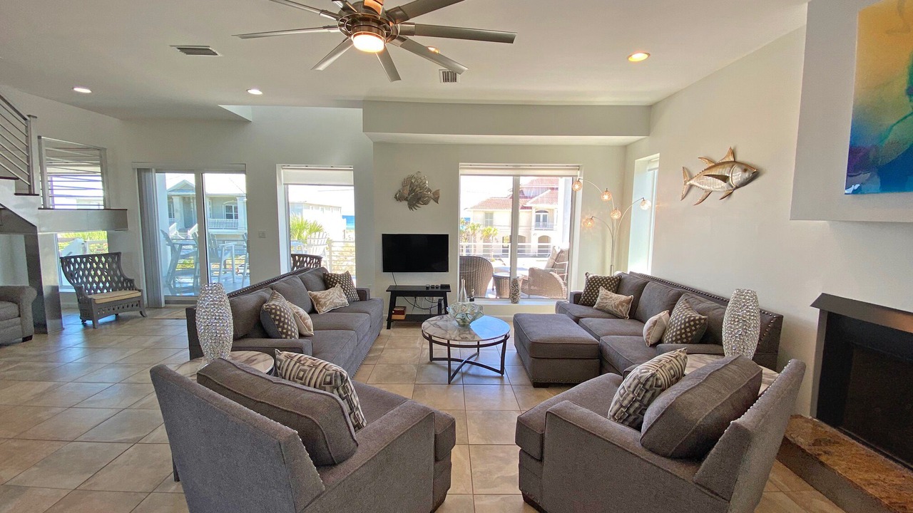 Photo of Livingroom in Pensacola Beach