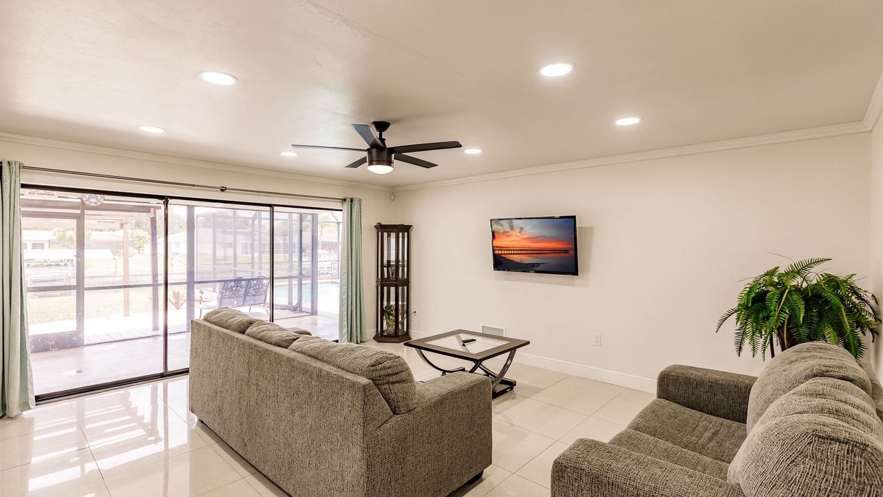 Photo of Livingroom in Port Charlotte