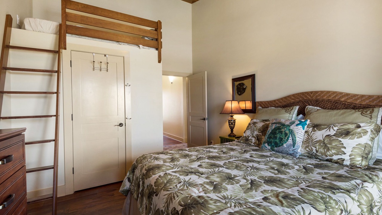 Photo of Bedroom in Pensacola Beach