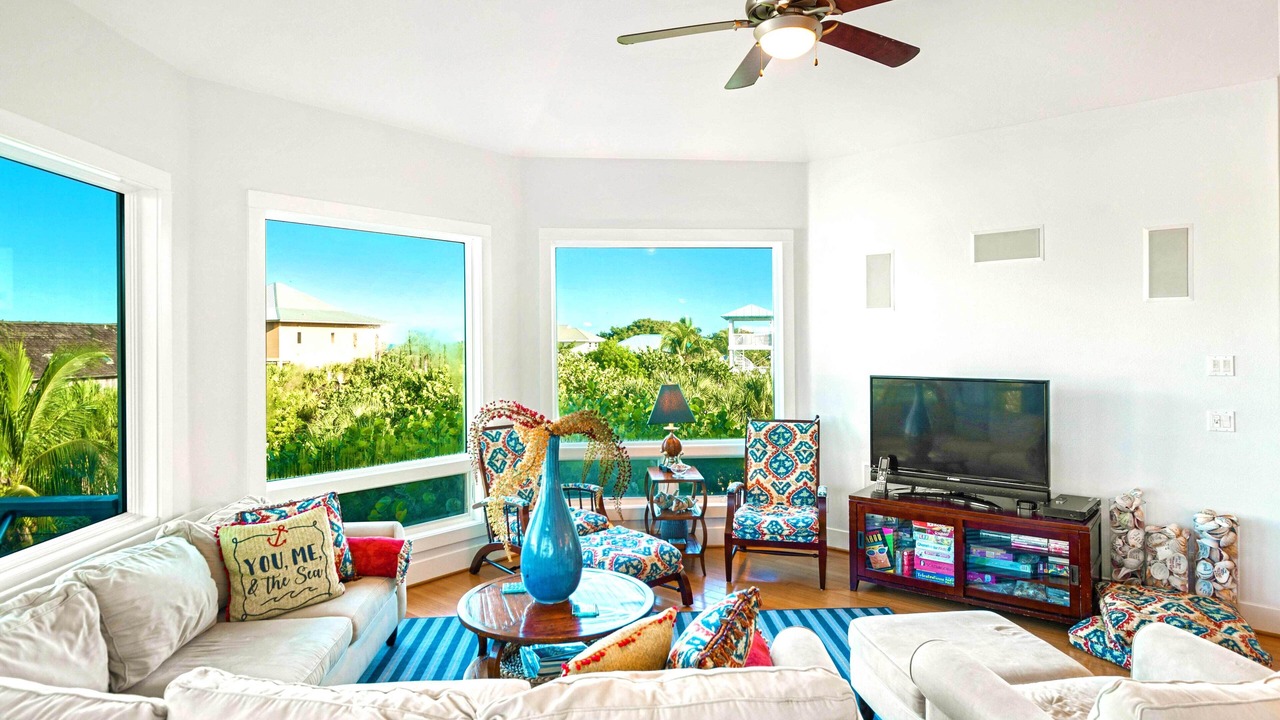Photo of Livingroom in Jose's Hideaway