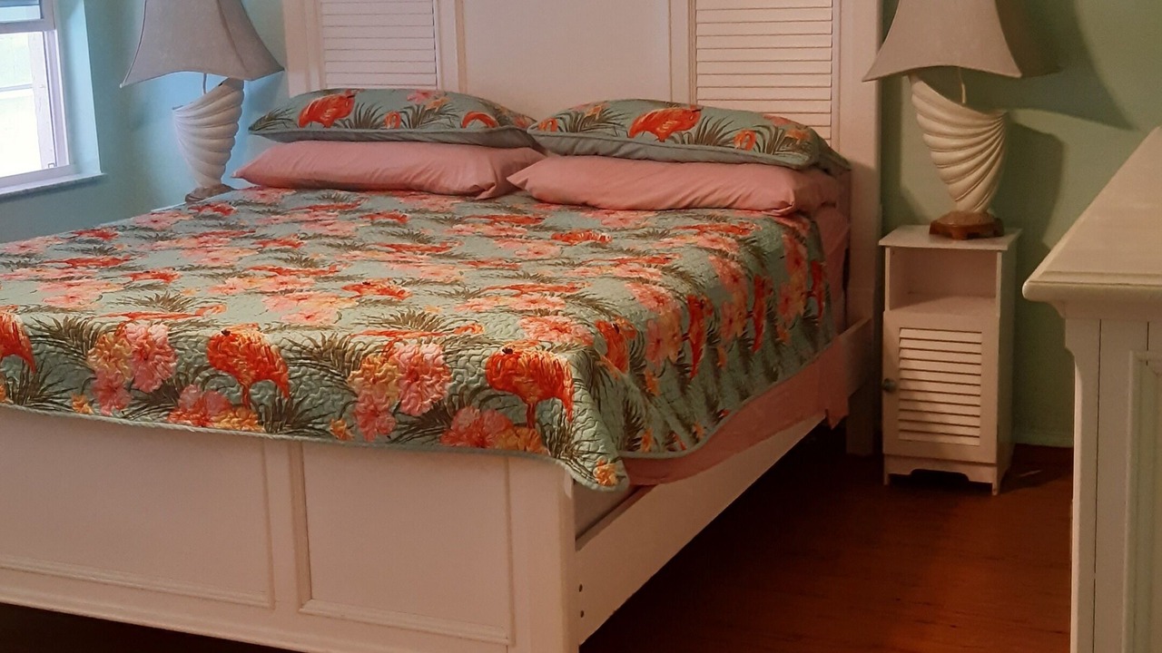 Photo of Bedroom in Crescent Beach