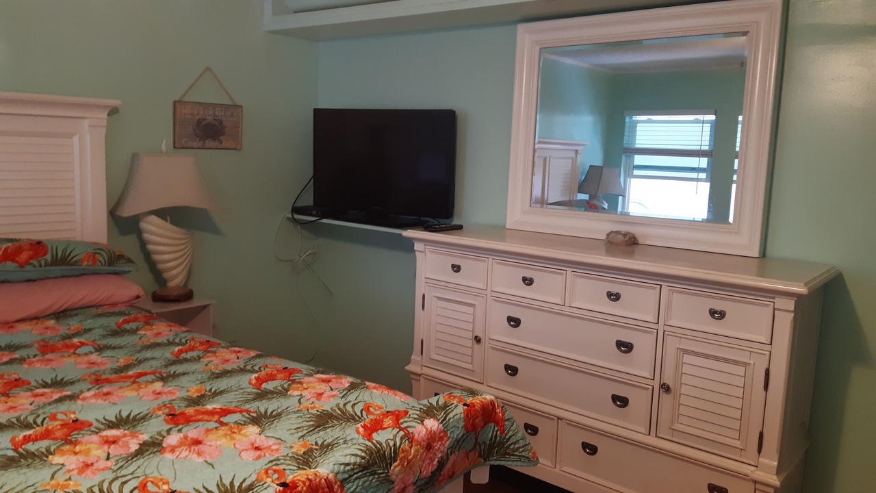 Photo of Bedroom in Crescent Beach
