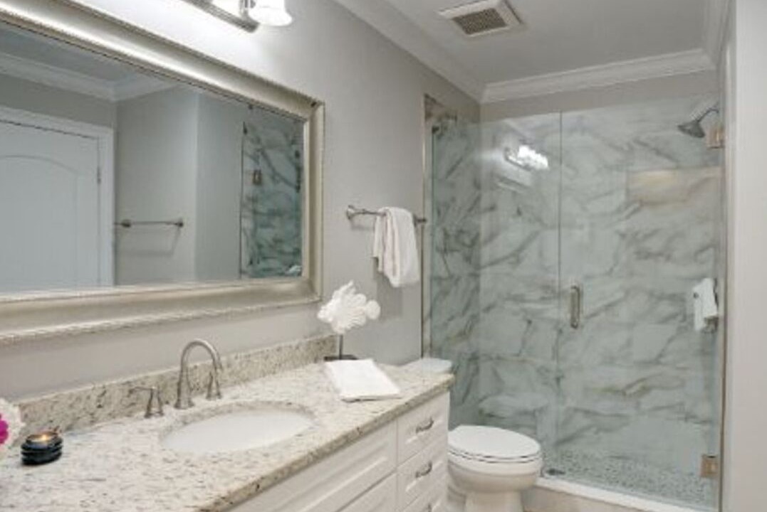 Photo of Bathroom in Crystal Beach