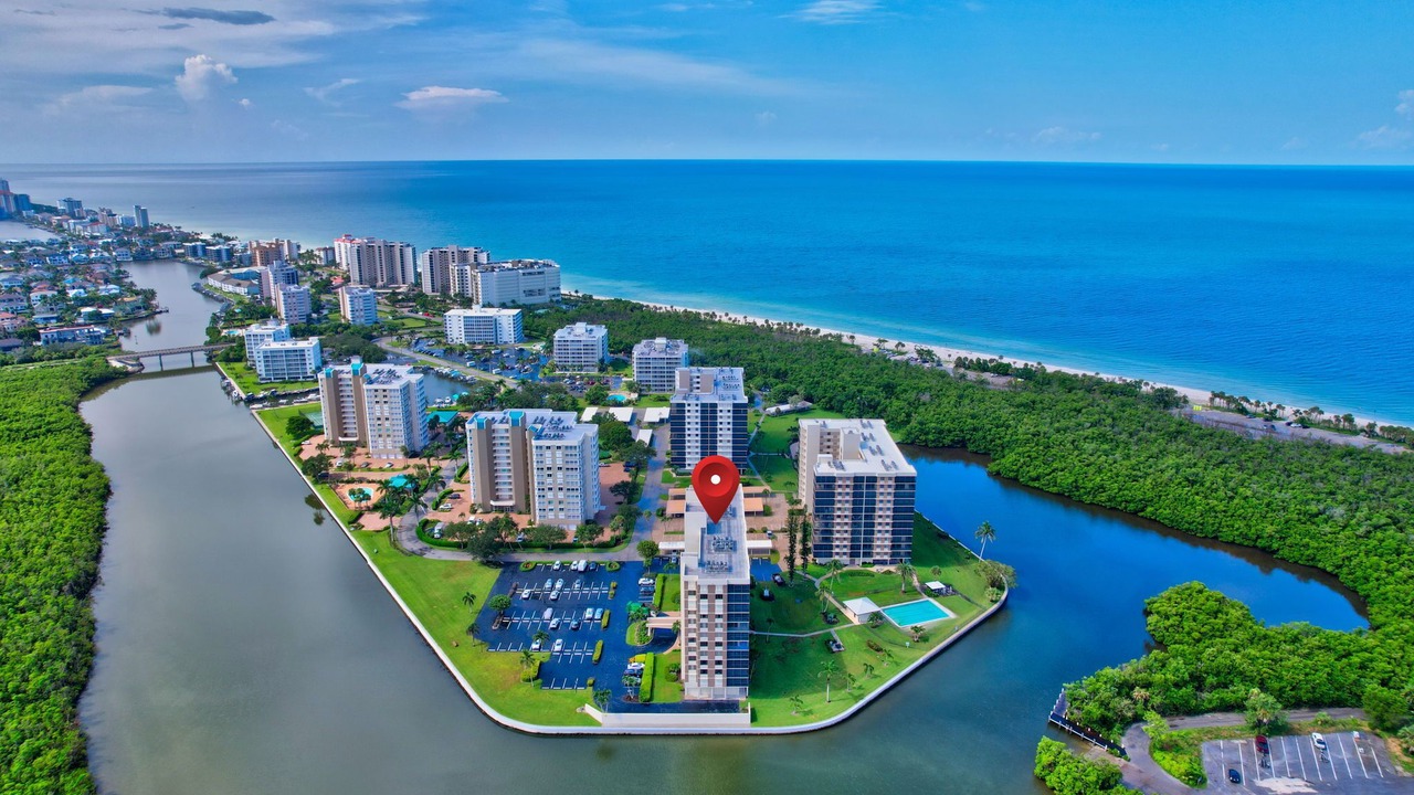 Photo of Outdoor in Vanderbilt Beach