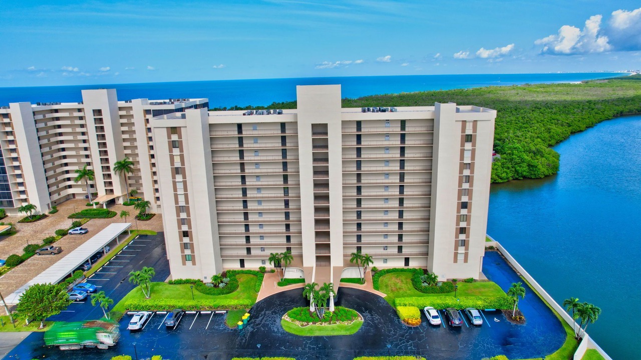 Photo of Outdoor in Vanderbilt Beach