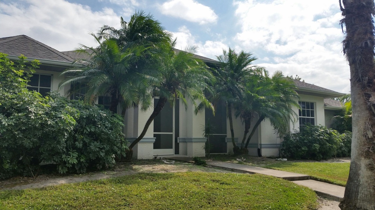 Photo of Outdoor in Meadowbrook Estates