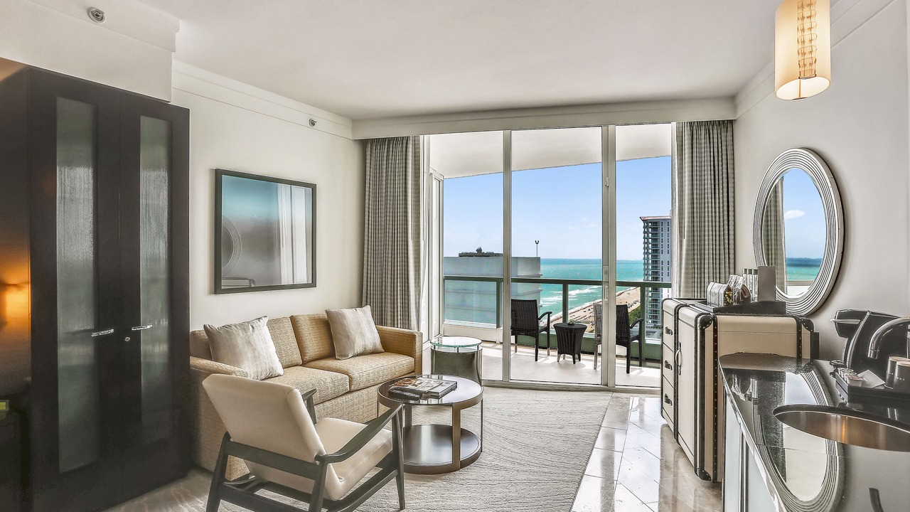 Photo of Livingroom in Mid Beach