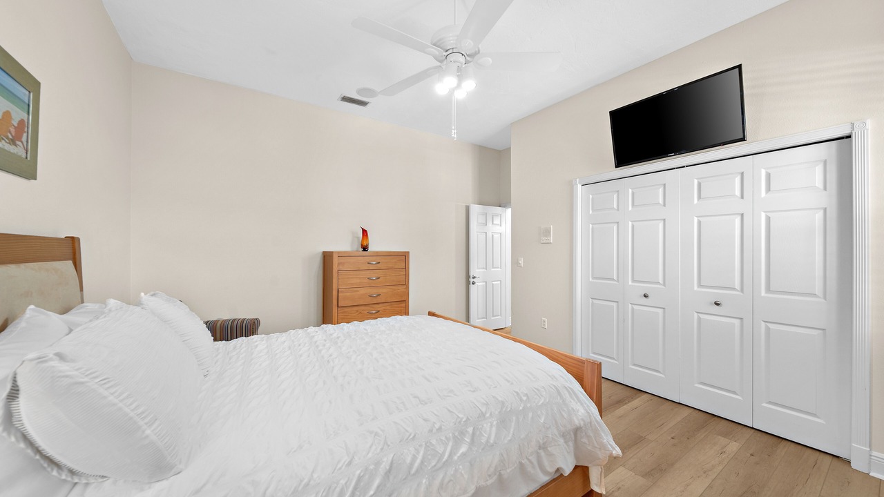 Photo of Bedroom in Misty Creek
