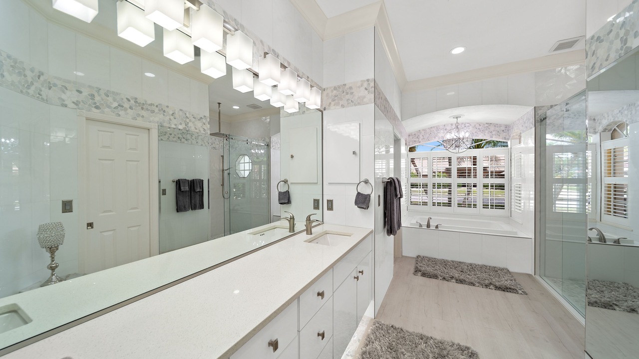 Photo of Bathroom in Misty Creek