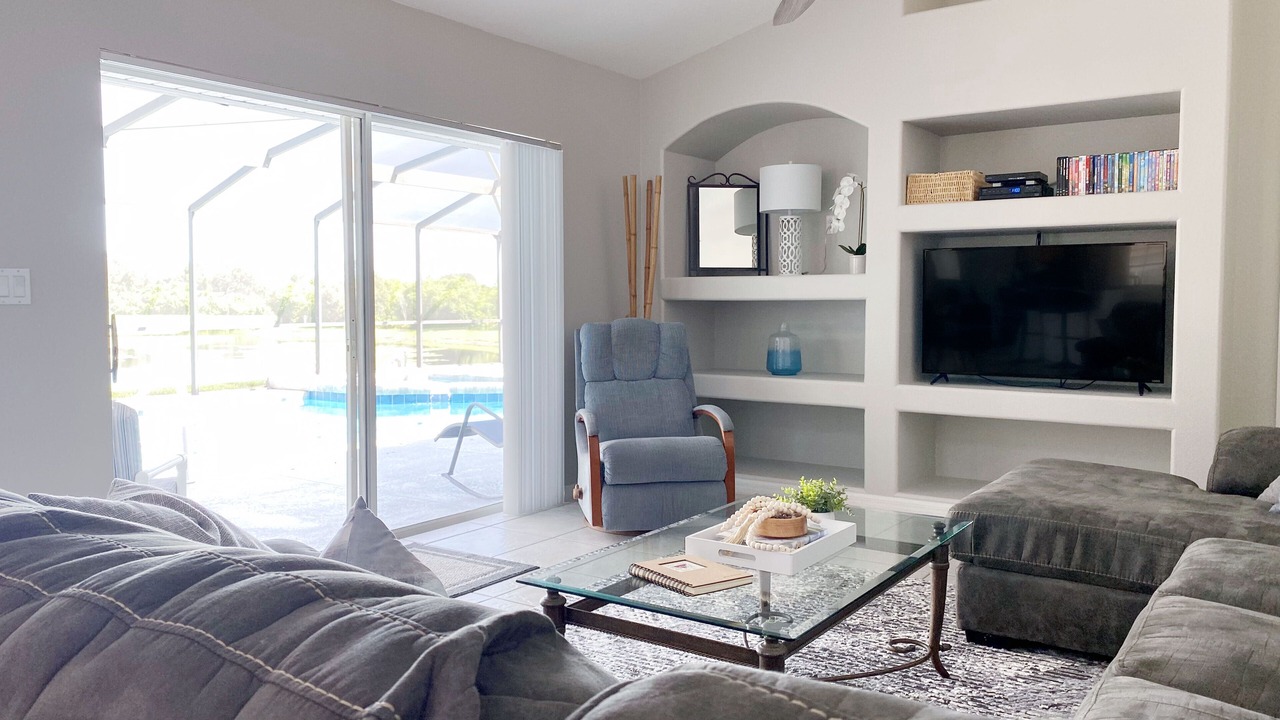 Photo of Livingroom in Orange Tree