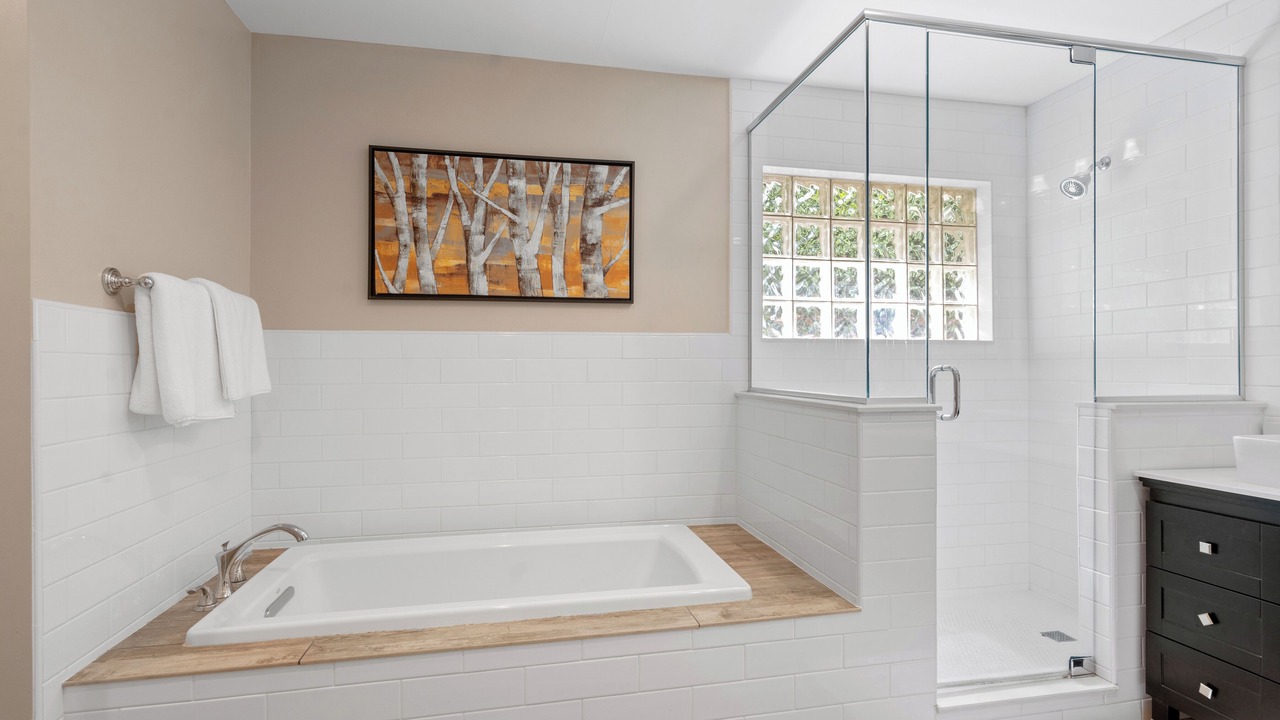 Photo of Bathroom in Central Beach
