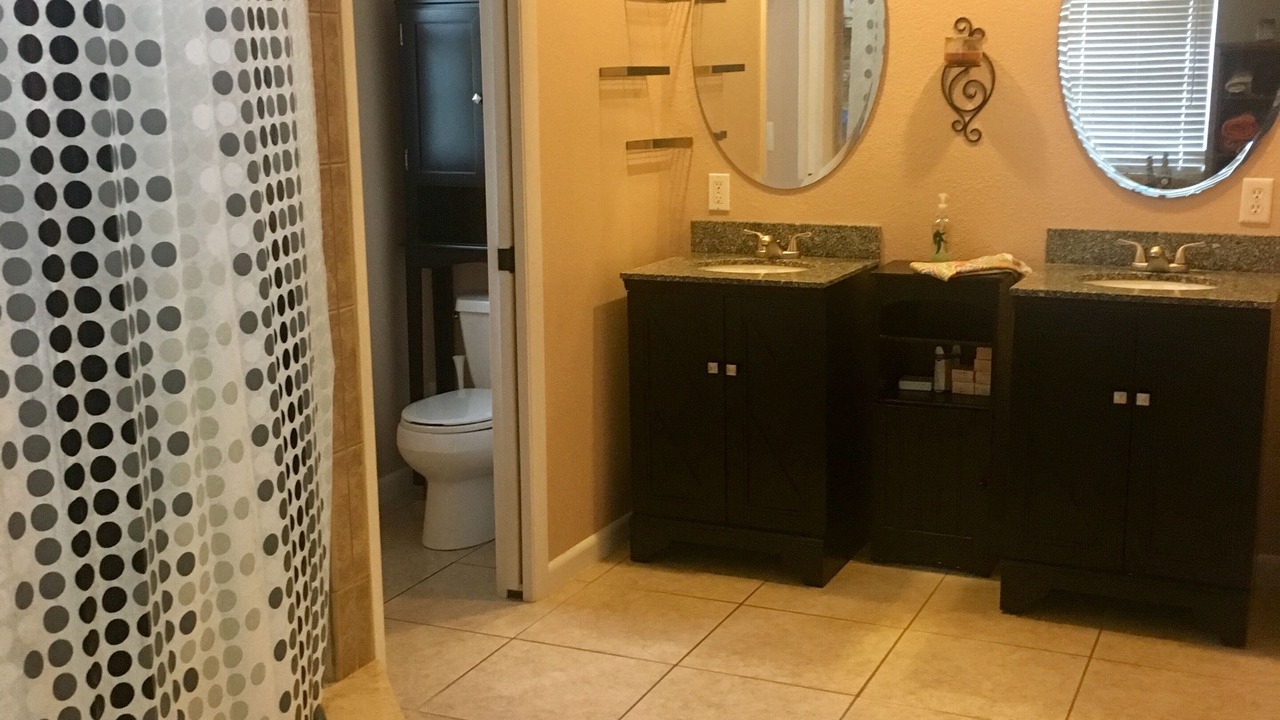 Photo of Bathroom in Lakeland