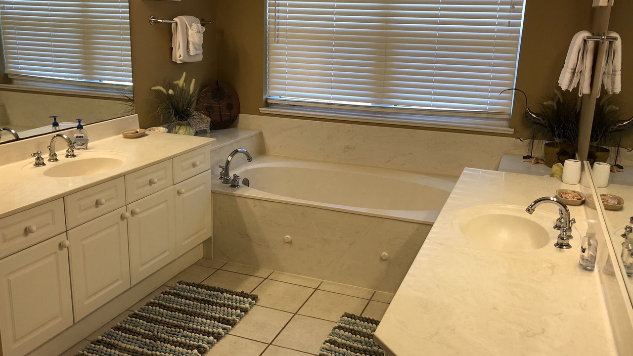 Photo of Bathroom in Navarre Beach