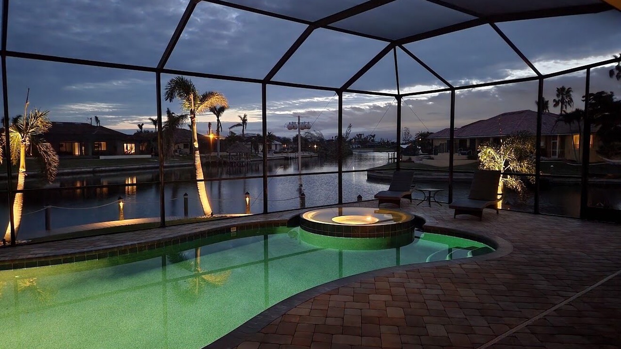 Photo of Outdoor in Pelican