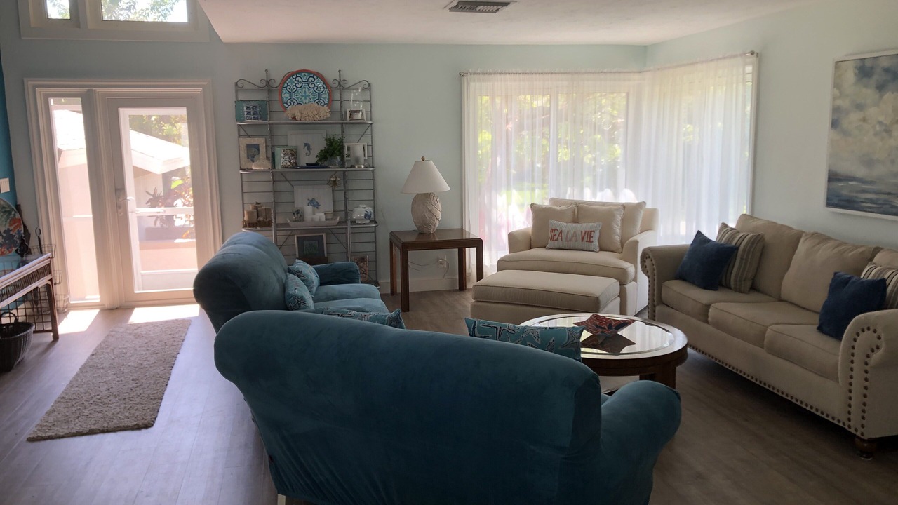 Photo of Bedroom in Beachview Country Club Estates