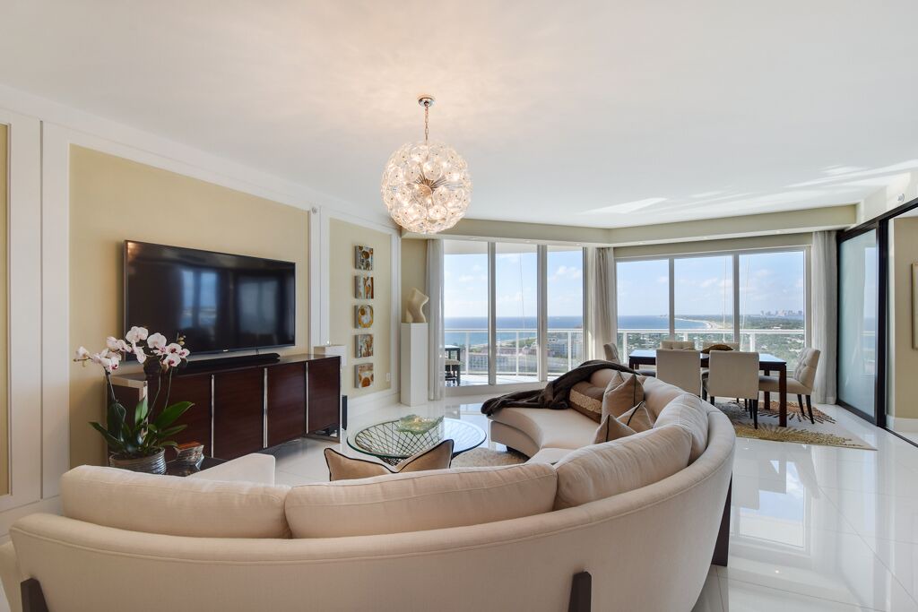 Photo of Livingroom in Singer Island