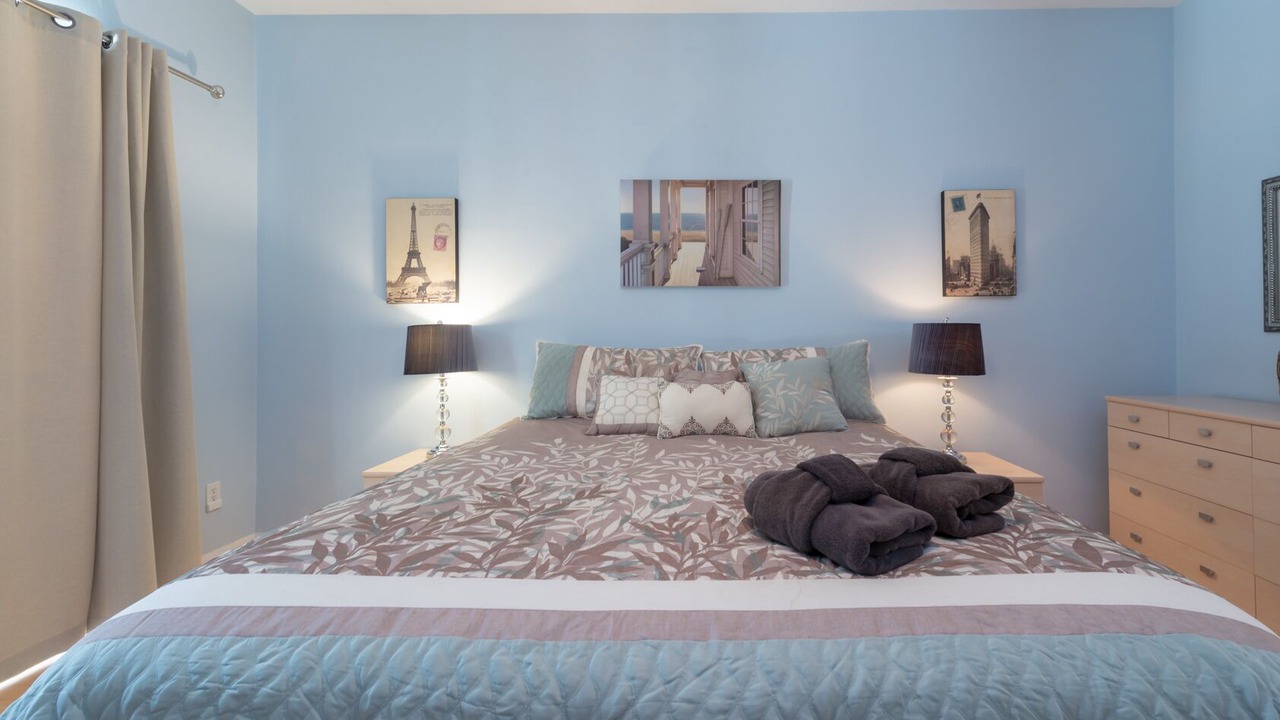 Photo of Bedroom in Ridgewood Lakes