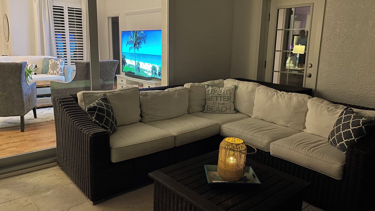 Photo of Livingroom in Central Naples