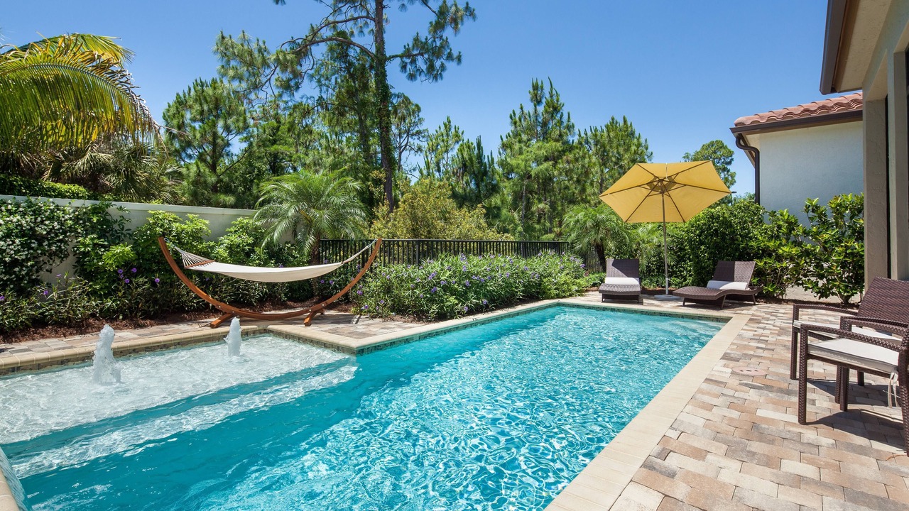 Photo of Outdoor in Naples