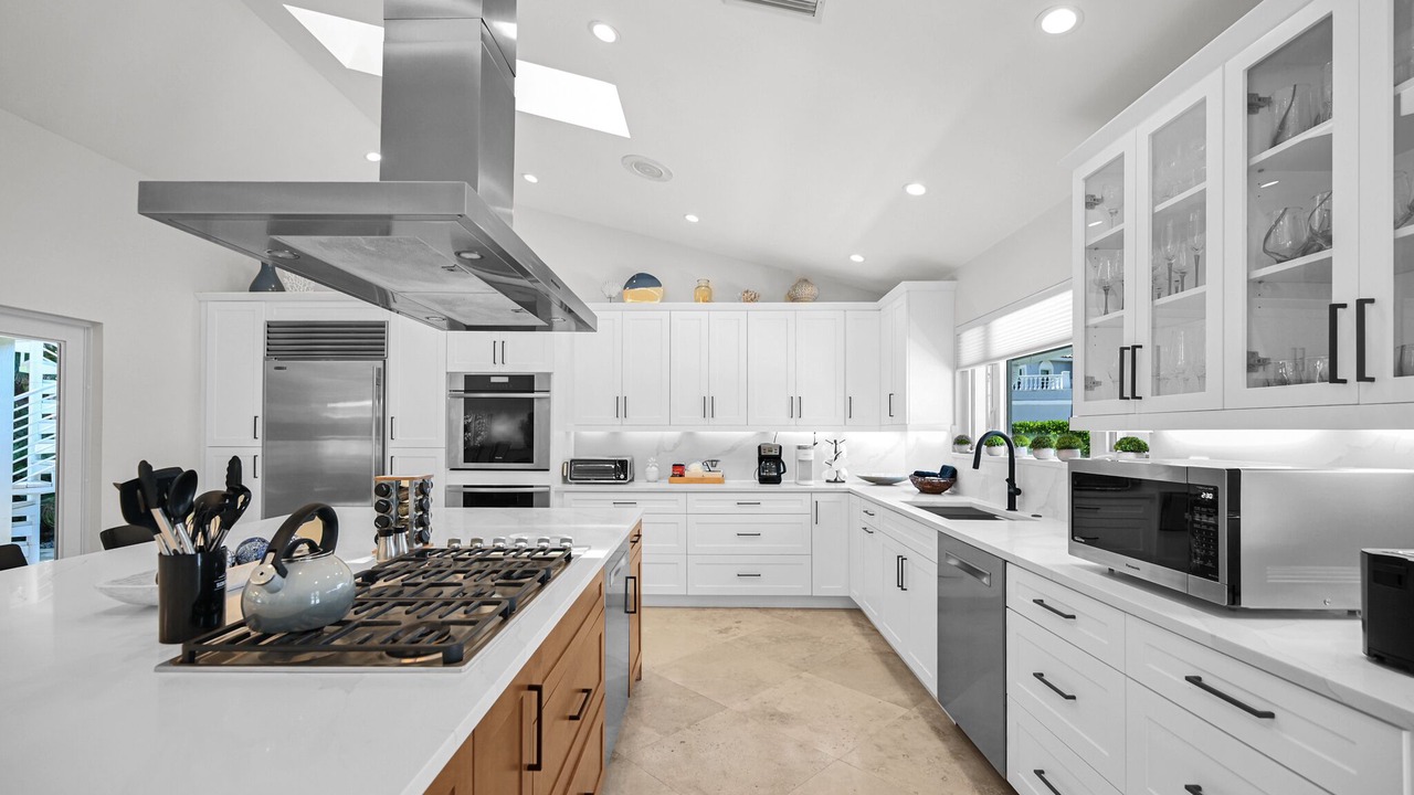 Photo of Kitchen in Tropic Isle