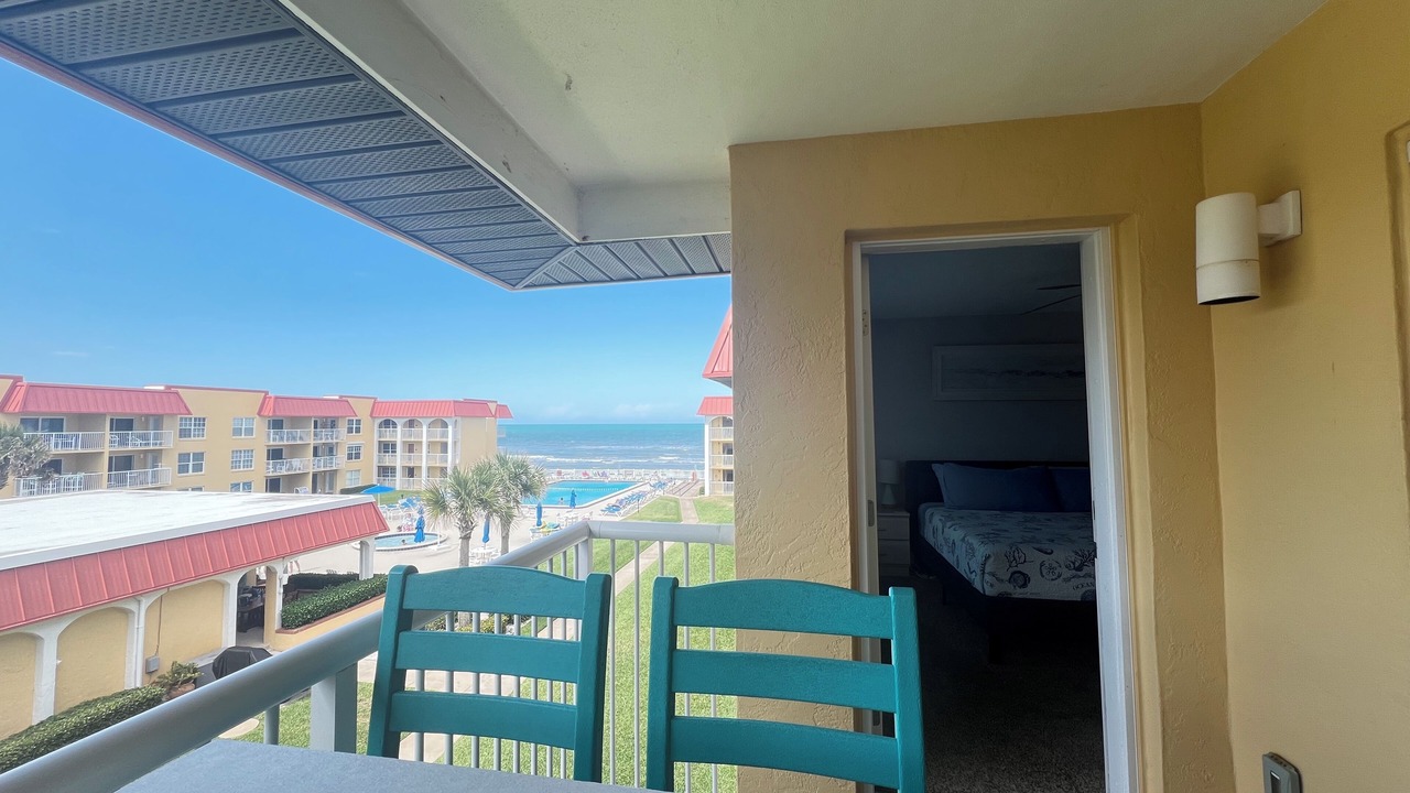 Photo of Patio Balcony in Point East