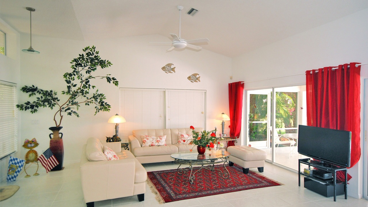 Photo of Livingroom in North Naples