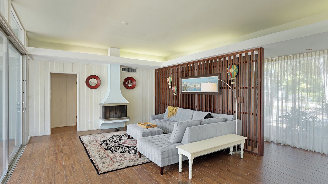 Photo of Livingroom in Bay Isle
