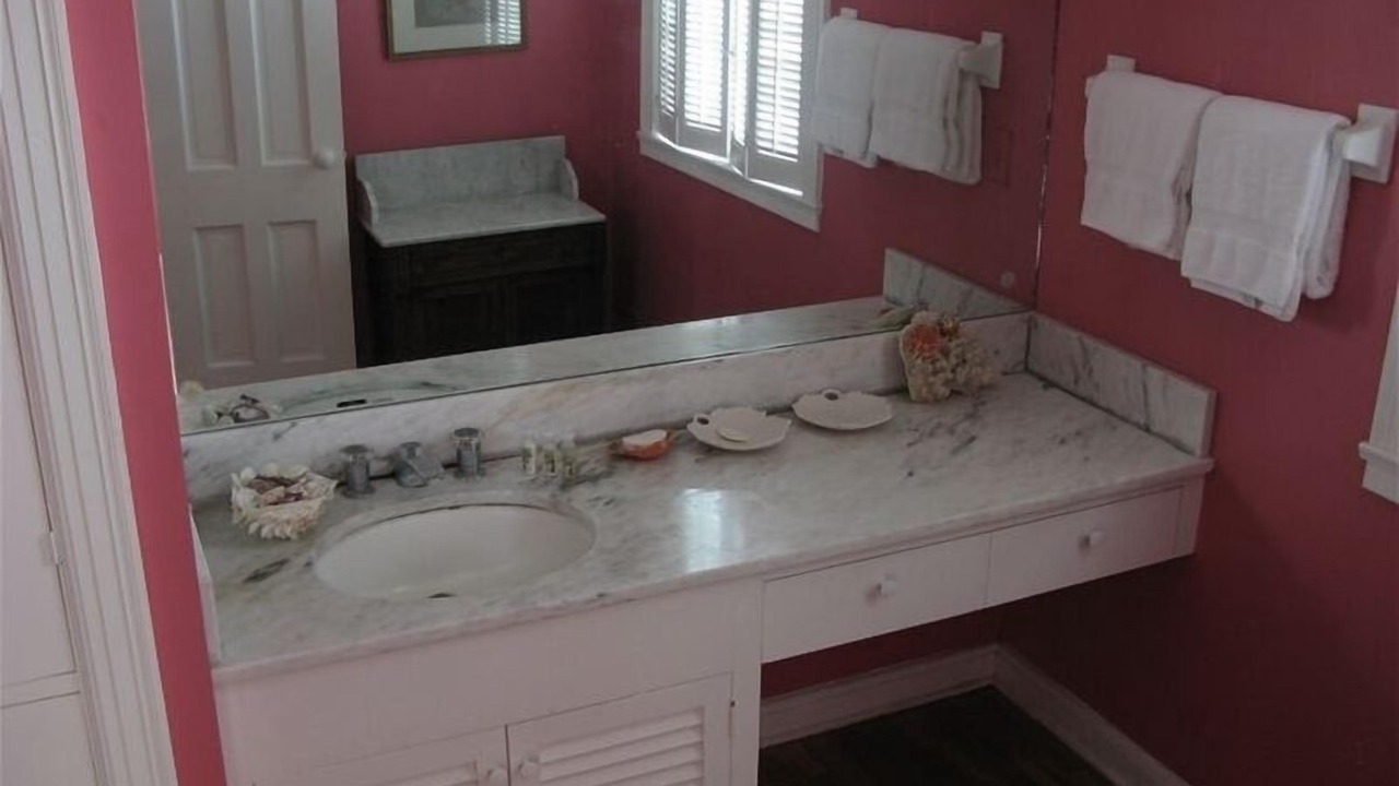 Photo of Bathroom in Sawgrass