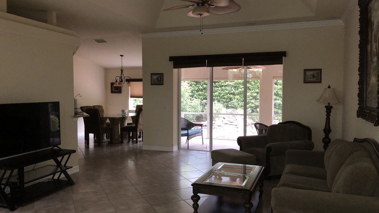 Photo of Livingroom in Warm Mineral Springs
