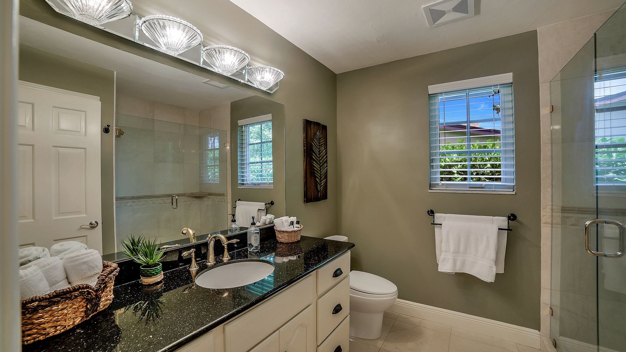 Photo of Bathroom in Isles of Capri