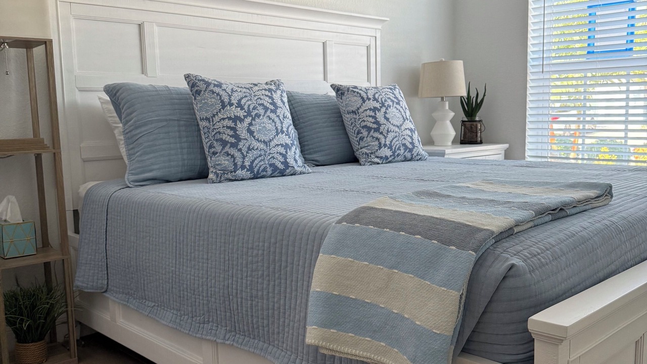 Photo of Bedroom in Holmes Beach