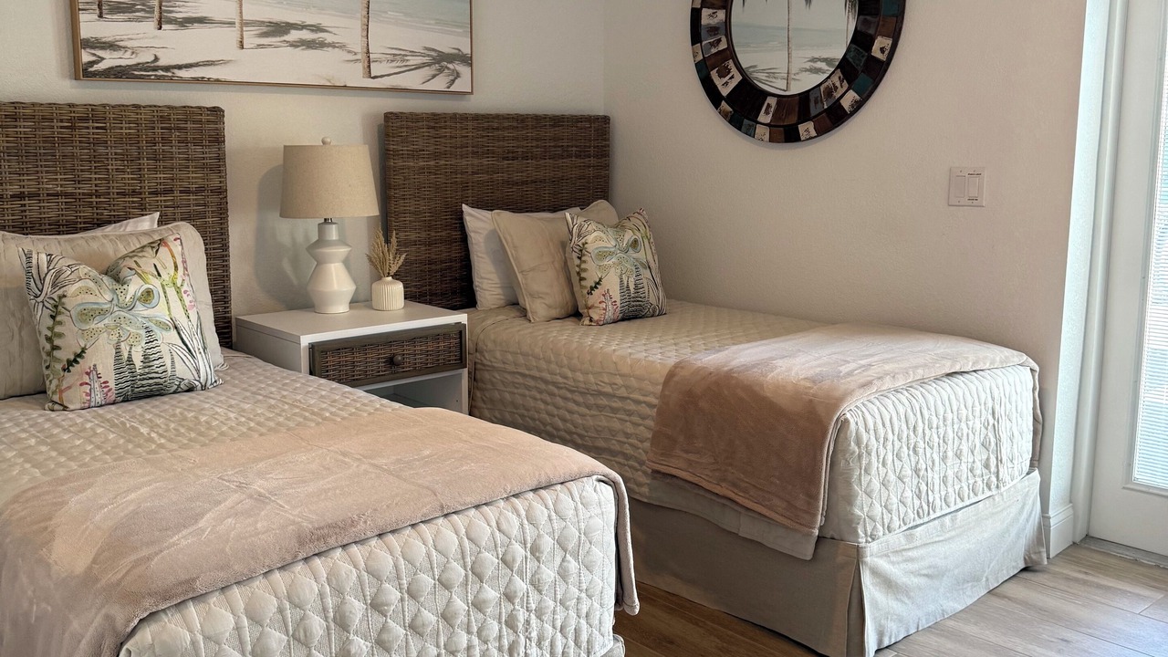 Photo of Bedroom in Holmes Beach