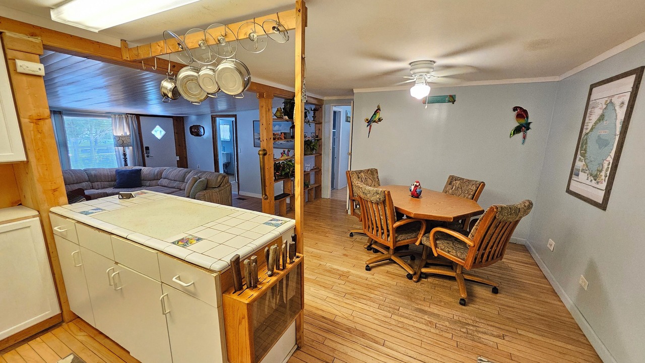 Photo of Bedroom in Taylor Creek