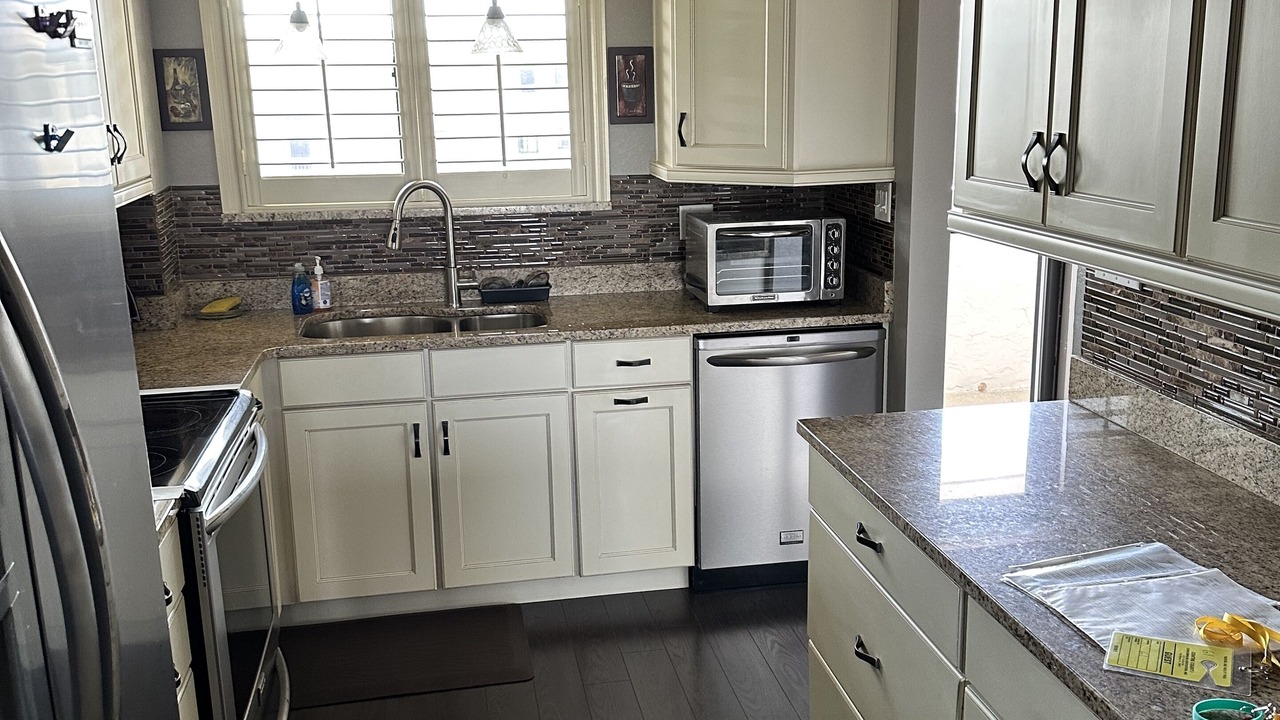Photo of Kitchen in Winkler