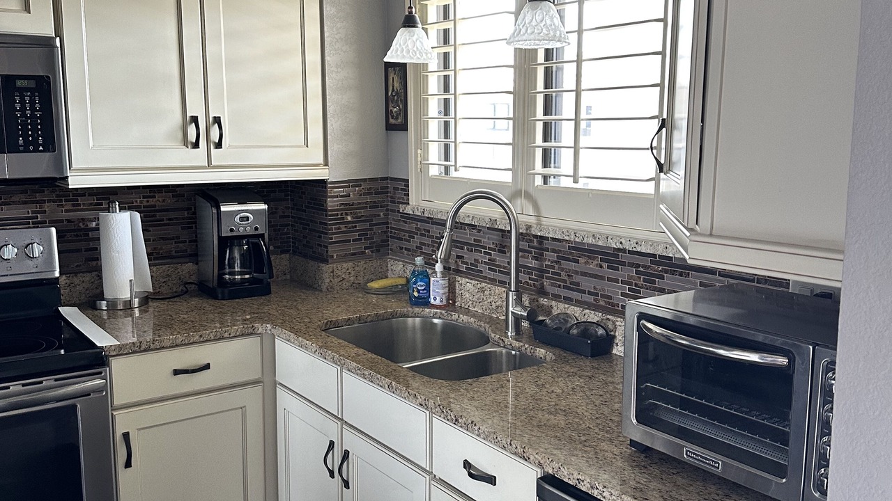 Photo of Kitchen in Winkler