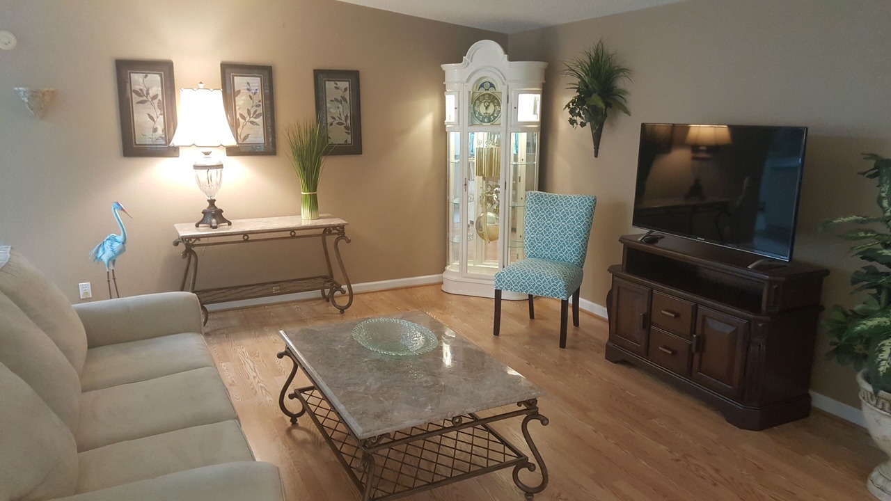 Photo of Livingroom in Fussels Corner
