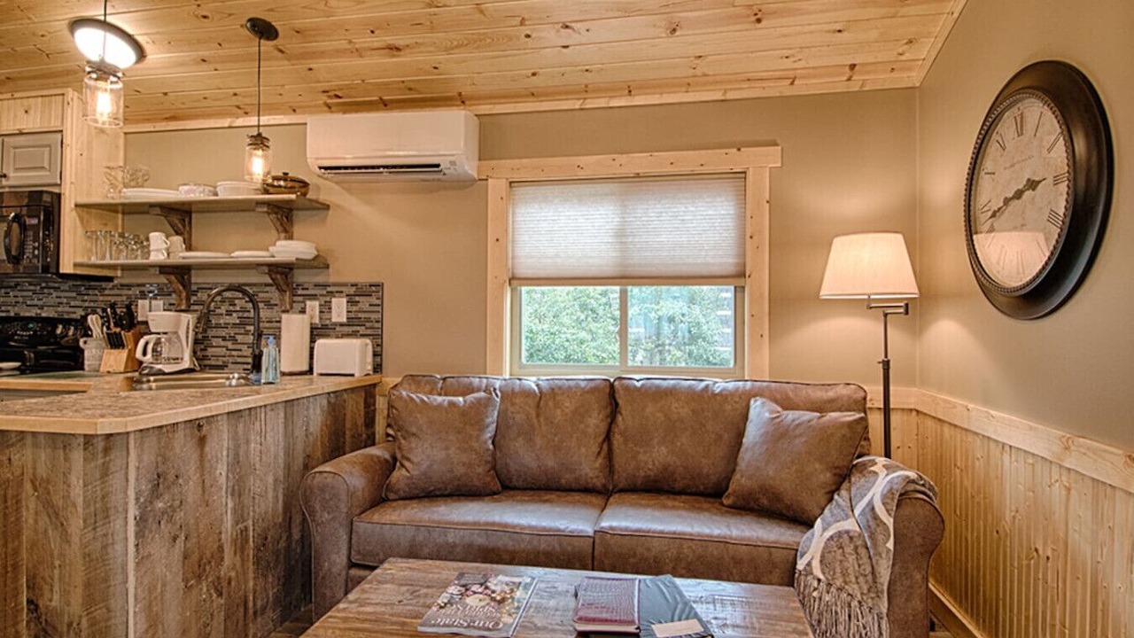 Photo of Livingroom in Maggie Valley