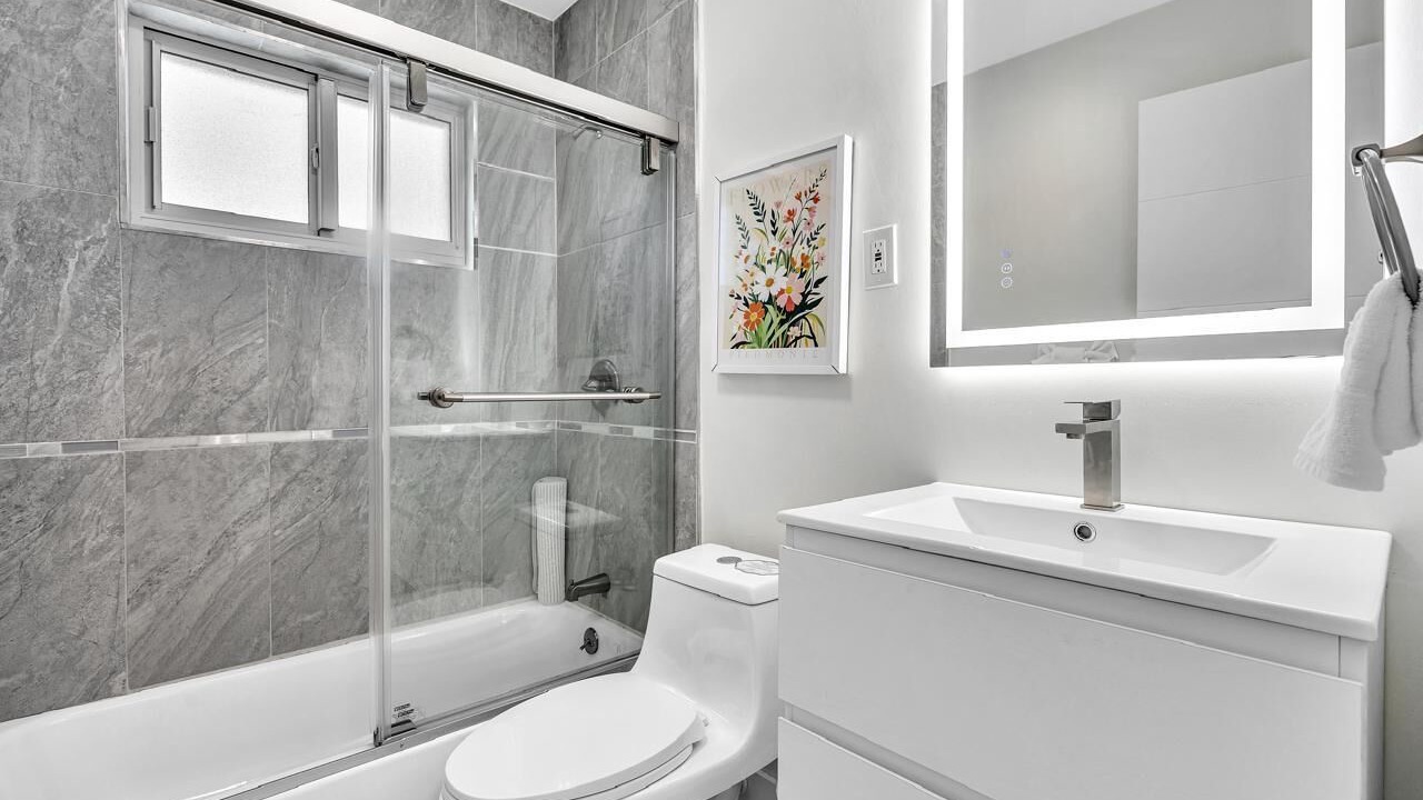 Photo of Bathroom in Melaleuca Gardens