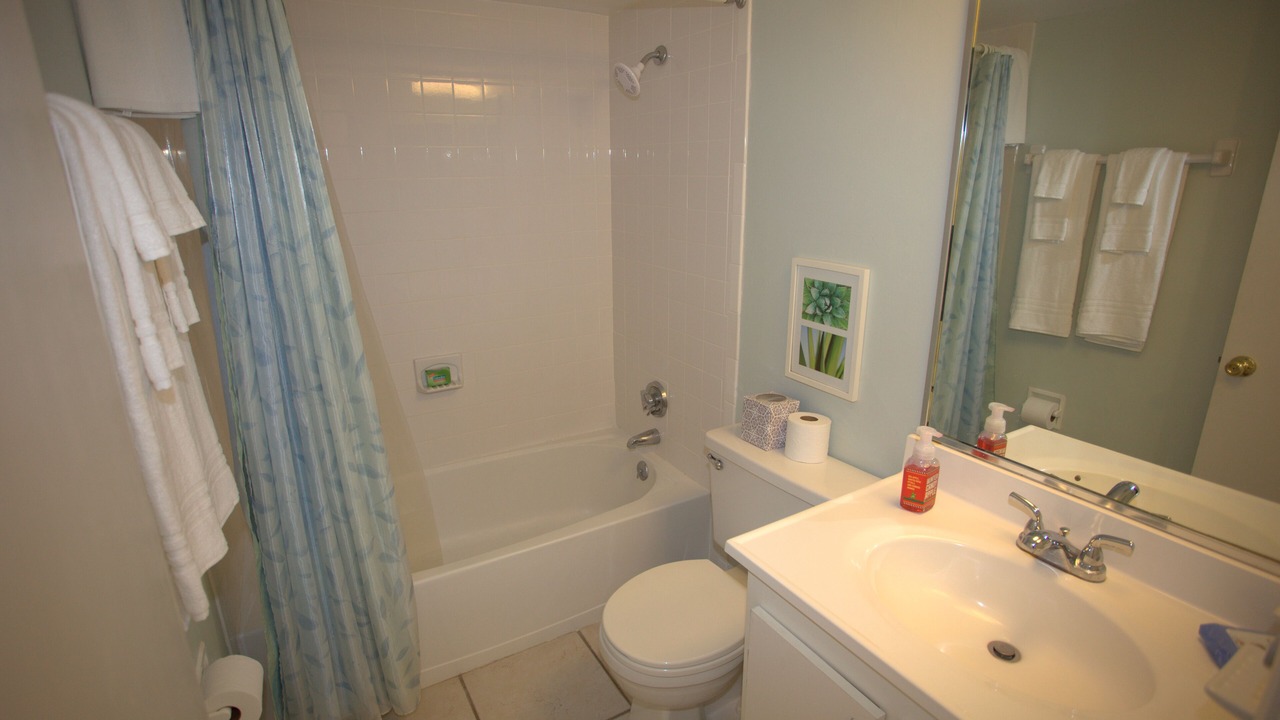 Photo of Bathroom in Satellite Beach