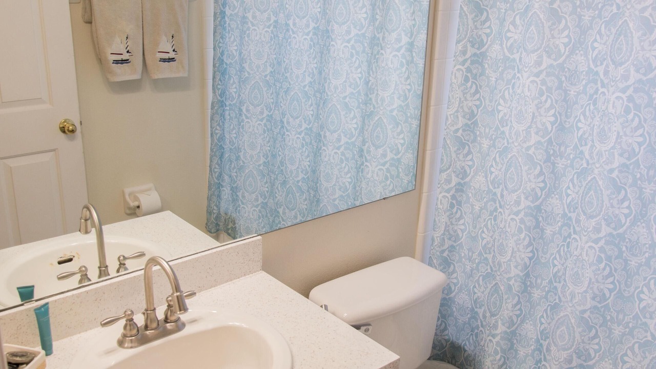 Photo of Bathroom in Eagle Pointe South