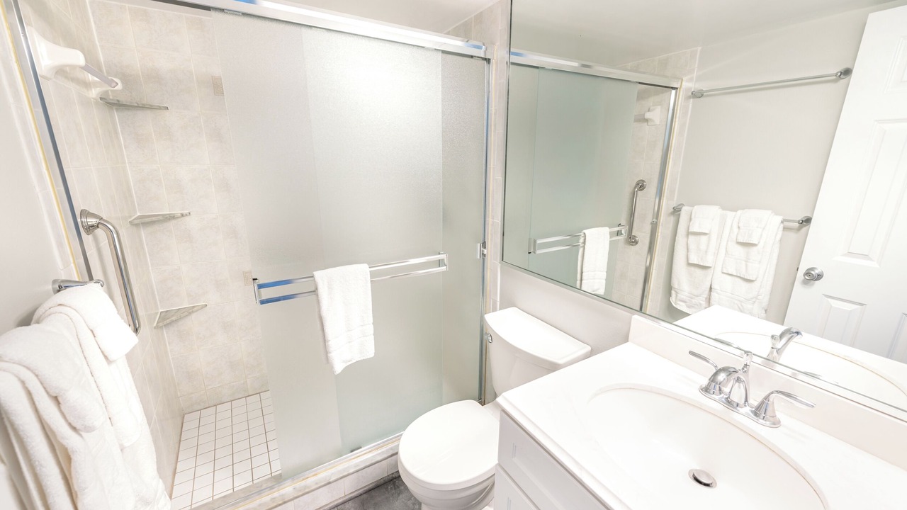 Photo of Bathroom in Satellite Beach