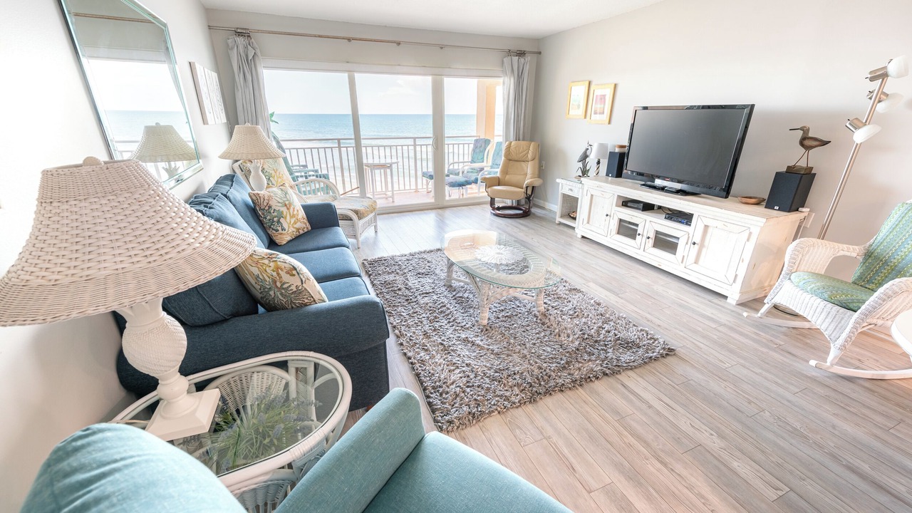 Photo of Livingroom in Satellite Beach