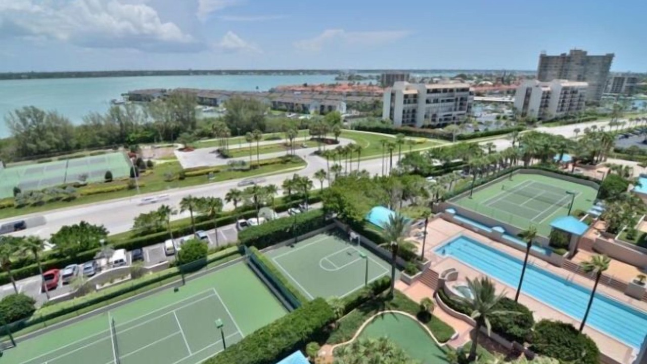 Photo of Outdoor in Sand Key