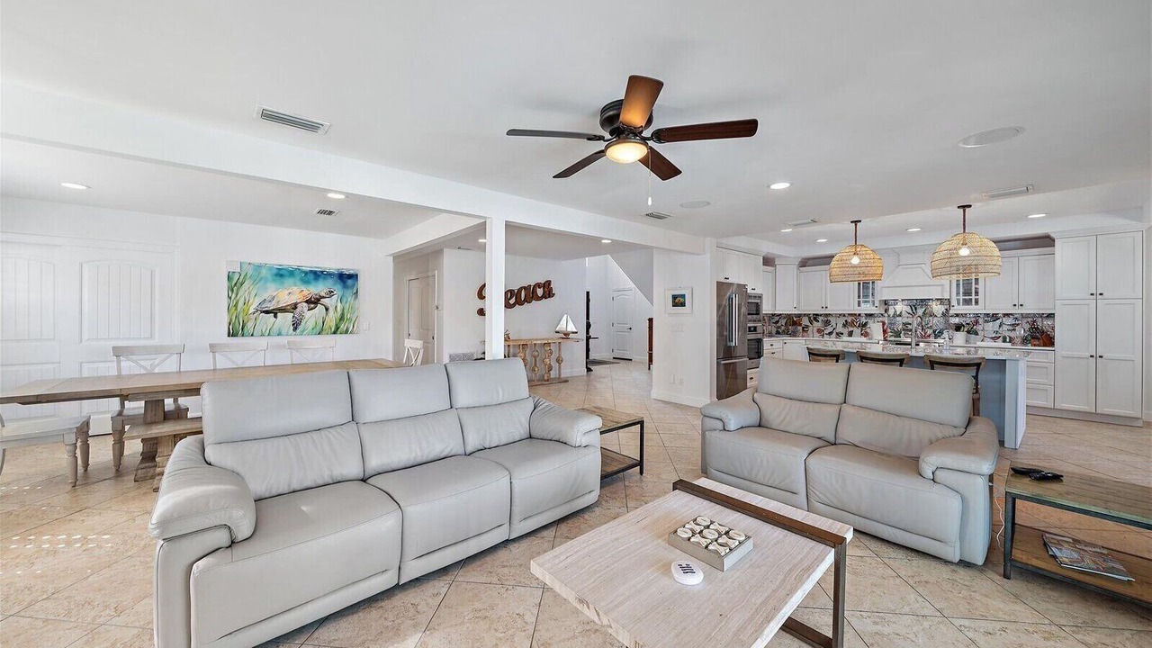Photo of Livingroom in Siesta Key