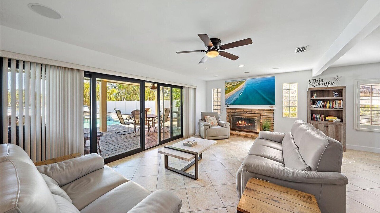 Photo of Livingroom in Siesta Key